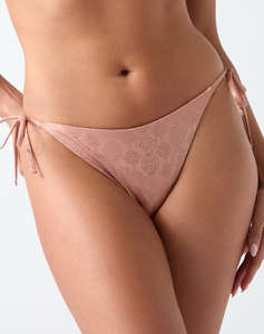 GUESS NEREA STRING BRIEF BANSKIE WOMENS HOUSE