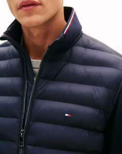 TOMMY HILFIGER MIX MEDIA ESS RWB STAND COLLAR
