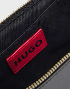 HUGO Yorih_Hobo 10281503 01