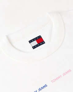 TOMMY JEANS TJW REG TJ REPEAT WASH TEE