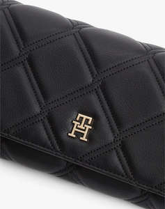 TOMMY HILFIGER TH FEMININE WALLET ON CHAIN
