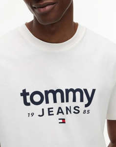 TOMMY JEANS TJM SLIM GRAPHIC TEE EXT