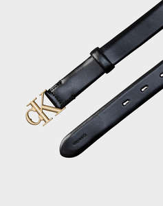 CALVIN KLEIN JEANS ROUND CK BUCKLE 30MM BELT SMOOTH