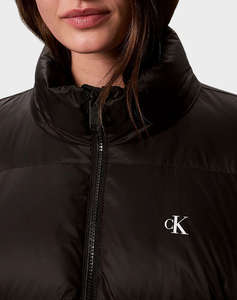 CALVIN KLEIN JEANS ESSENTIAL MW SHORT DOWN PUFFER