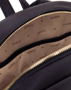 GUESS POWER PLAY II LRG TECH BCKPCK ЧАНТА ЗА ЖЕНИ