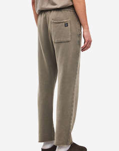 DIRTY LAUNDRY SWEATPANTS WITH DESTROYS