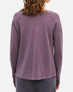 DIRTY LAUNDRY Raglan Longsleeve