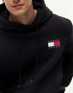 TOMMY JEANS TJM REG ESSENTIAL FLAG HOOD EXT