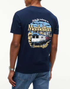 TOMMY JEANS TJM REG NYC NOVELTY TEE EXT