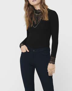 ONLY ONLTILDE L/S HIGH NECK LACE TOP JRS NOOS