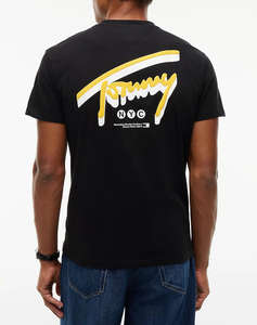 TOMMY JEANS TJM REG SIGN BACKPRINT TEE EXT