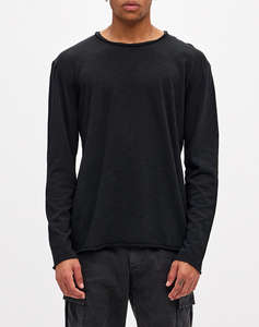DIRTY LAUNDRY Raw Edges Longsleeve