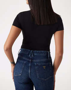 GUESS SS CN SHINY TRIANGLE TEE ДАМСКА БЛУЗА