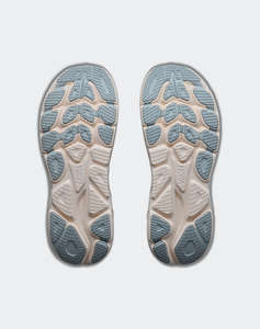 HOKA Clifton 11