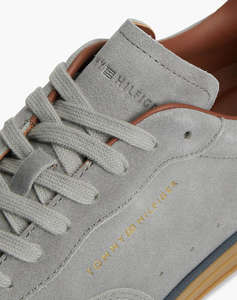 TOMMY HILFIGER TH LO LUX SUEDE SNEAKER
