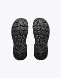 HOKA Clifton 11